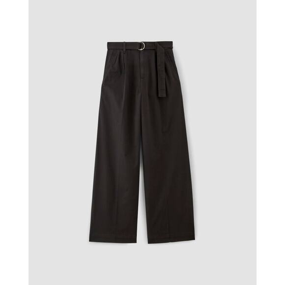 Everlane The Pleated Wide-Leg Chino in Black 16 - Picture 5 of 10